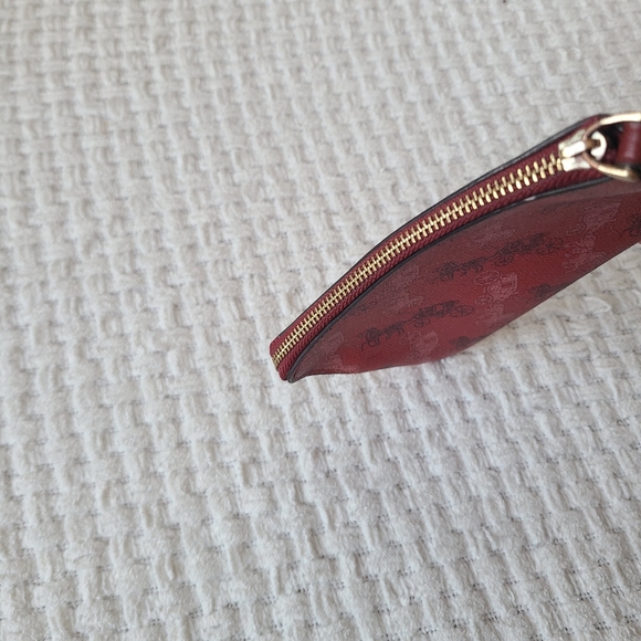 Coach Signature Red Wristlet - Picture 5 of 11